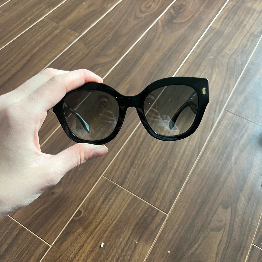 Fendi Roma Sunglasses - Picture 11 of 12